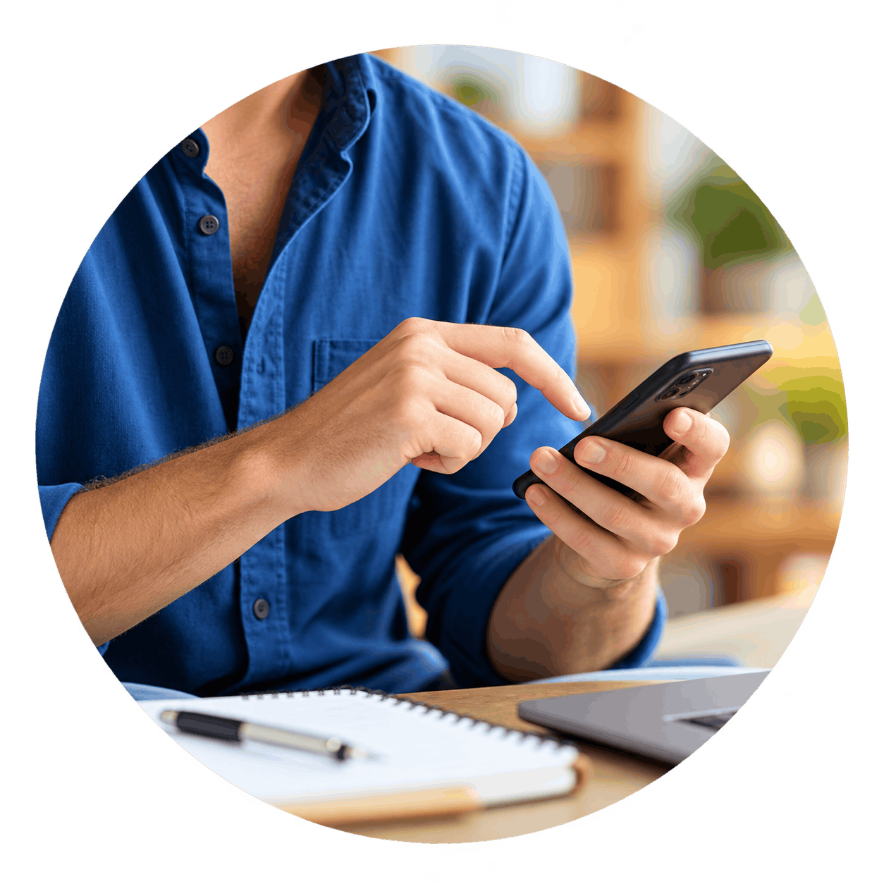 treering-manager-mobile-app Employee using the TreeRing mobile app on a smartphone